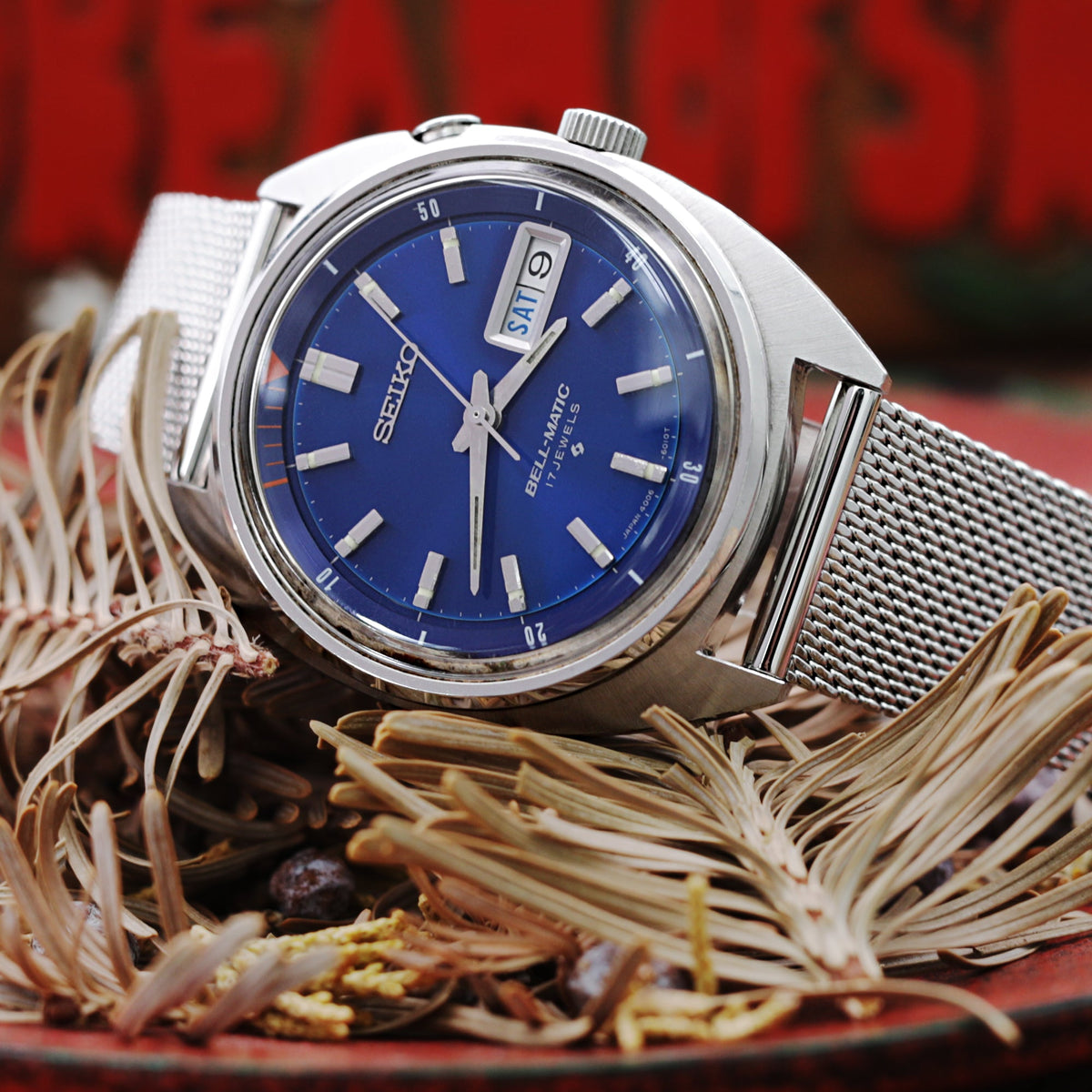 Seiko Bell-Matic 4006-6011 paired with Mesh watch band by Strapcode 