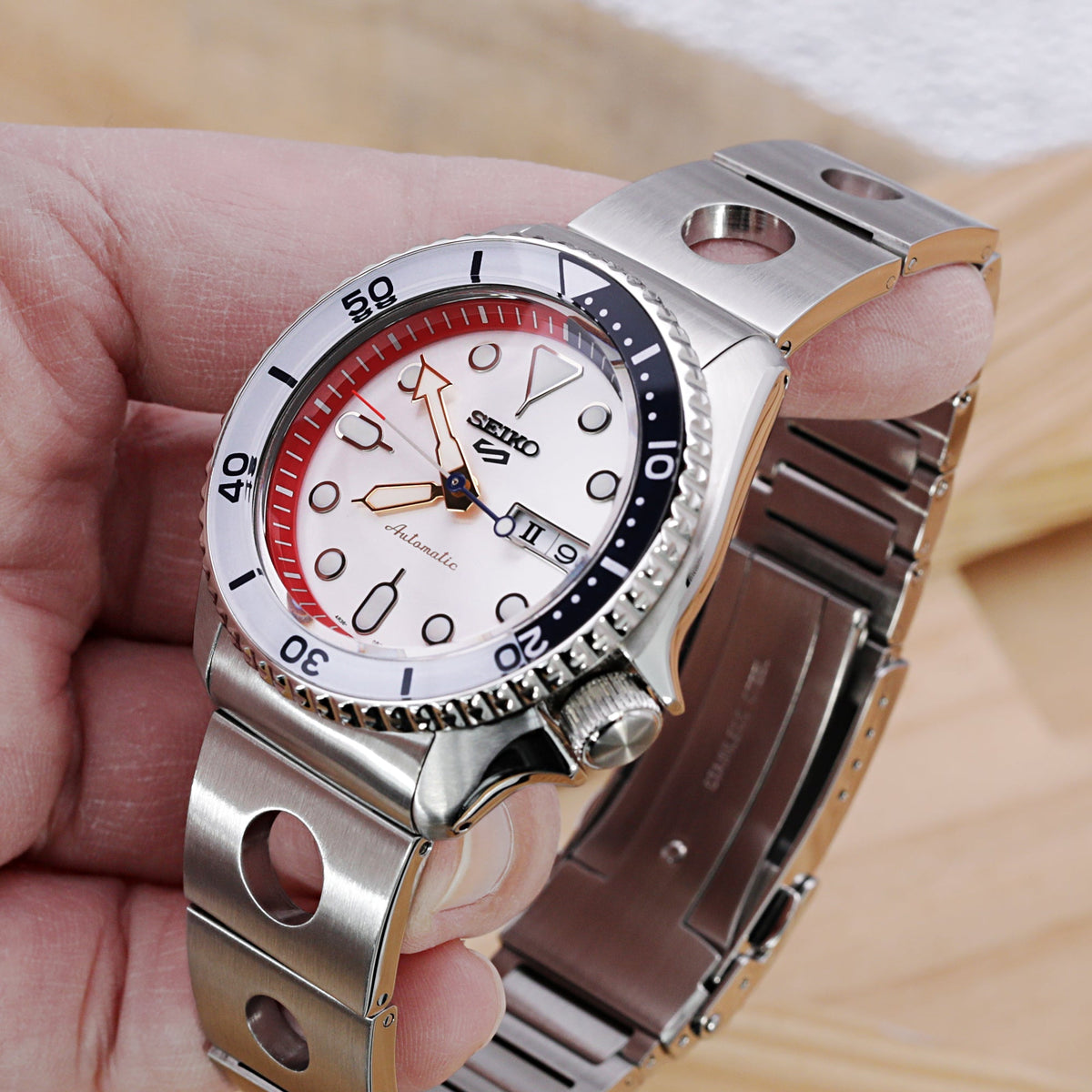 Seiko 5 SRPF91K Mini Gundam Thailand Limited Edition Strapcode Watch Bands Strapcode Watch Bands