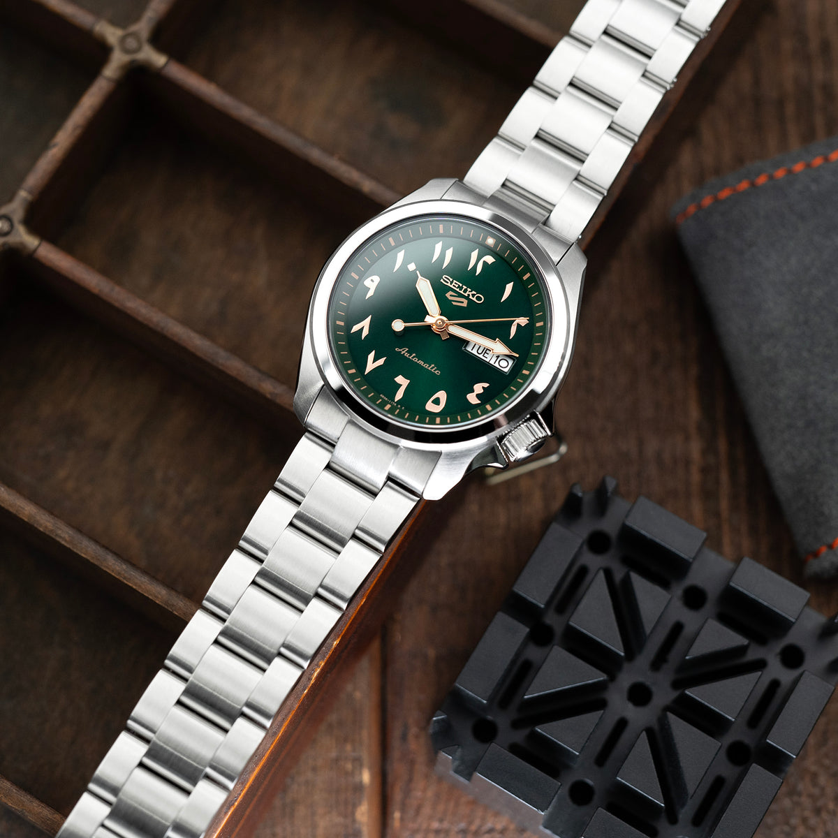 20mm Super-O Boyer Watch Band compatible with Seiko 5 40mm, 316L Stainless Steel Brushed V-Clasp