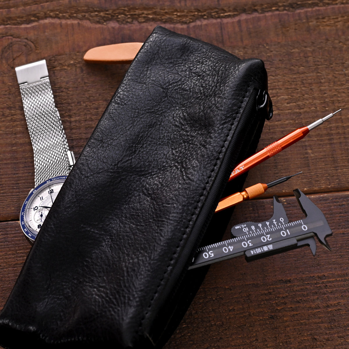 Travel Leather Zipper Watch Pouch, Two pockets storage for watch band and tools