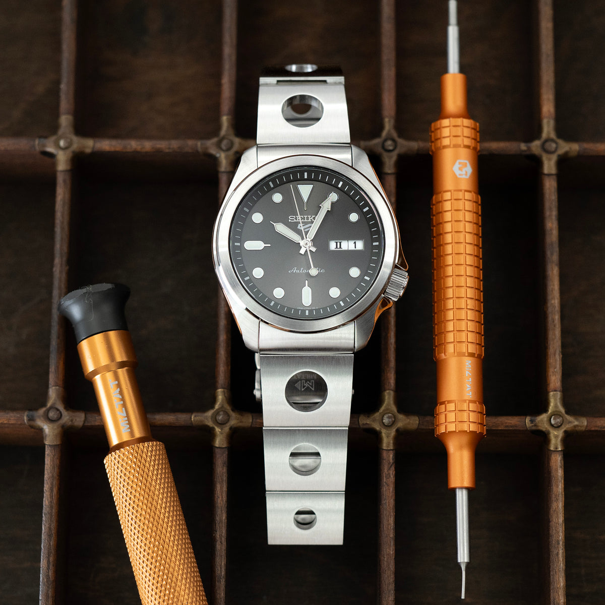 20mm Rollball version II Watch Band for Seiko 5 Sports 40mm, 316L Stainless Steel Brushed Baton Diver Clasp