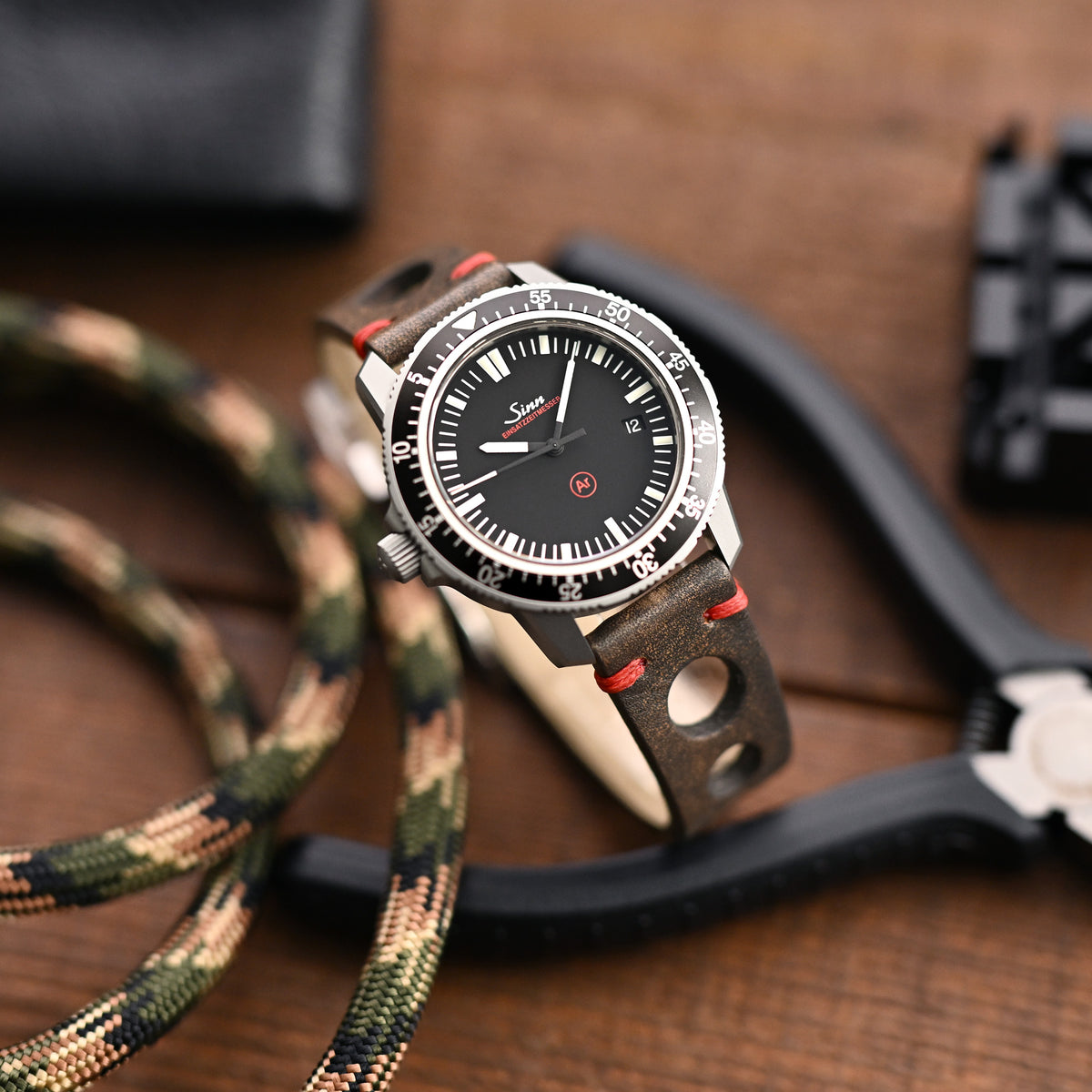 19mm Hexad III QR Watch Band Straight End Quick Release, 316L Stainless Steel Brushed V-Clasp