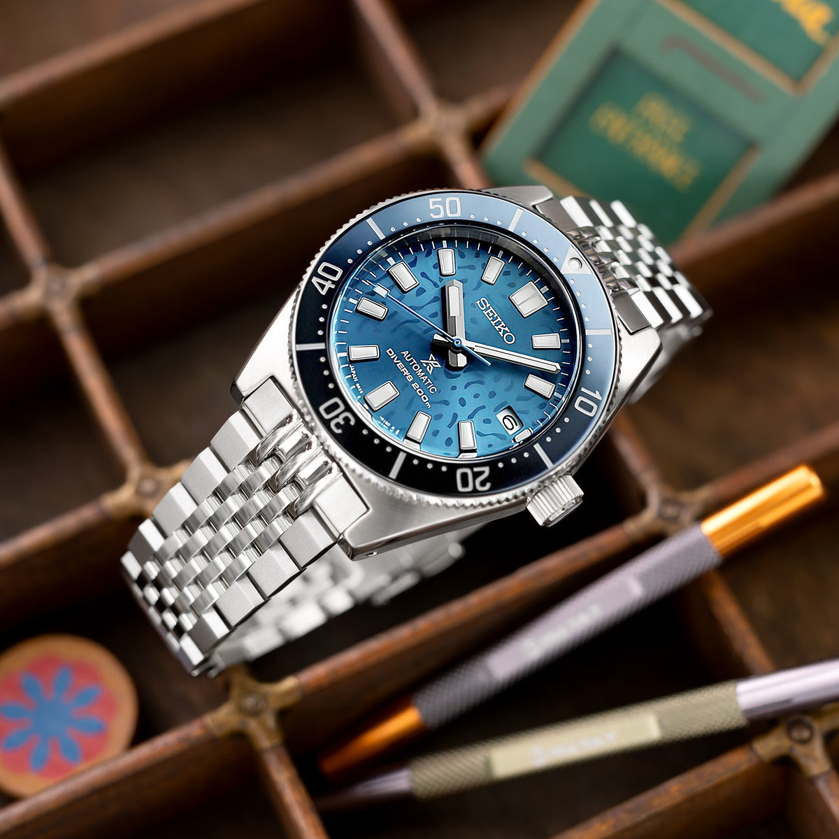 20mm Asteroid Watch Band for Seiko 62MAS (63MAS) 40.5mm SPB143 SPB149 SBDC101, Stainless Steel - Brushed with Polished Center, V Diver Clasp