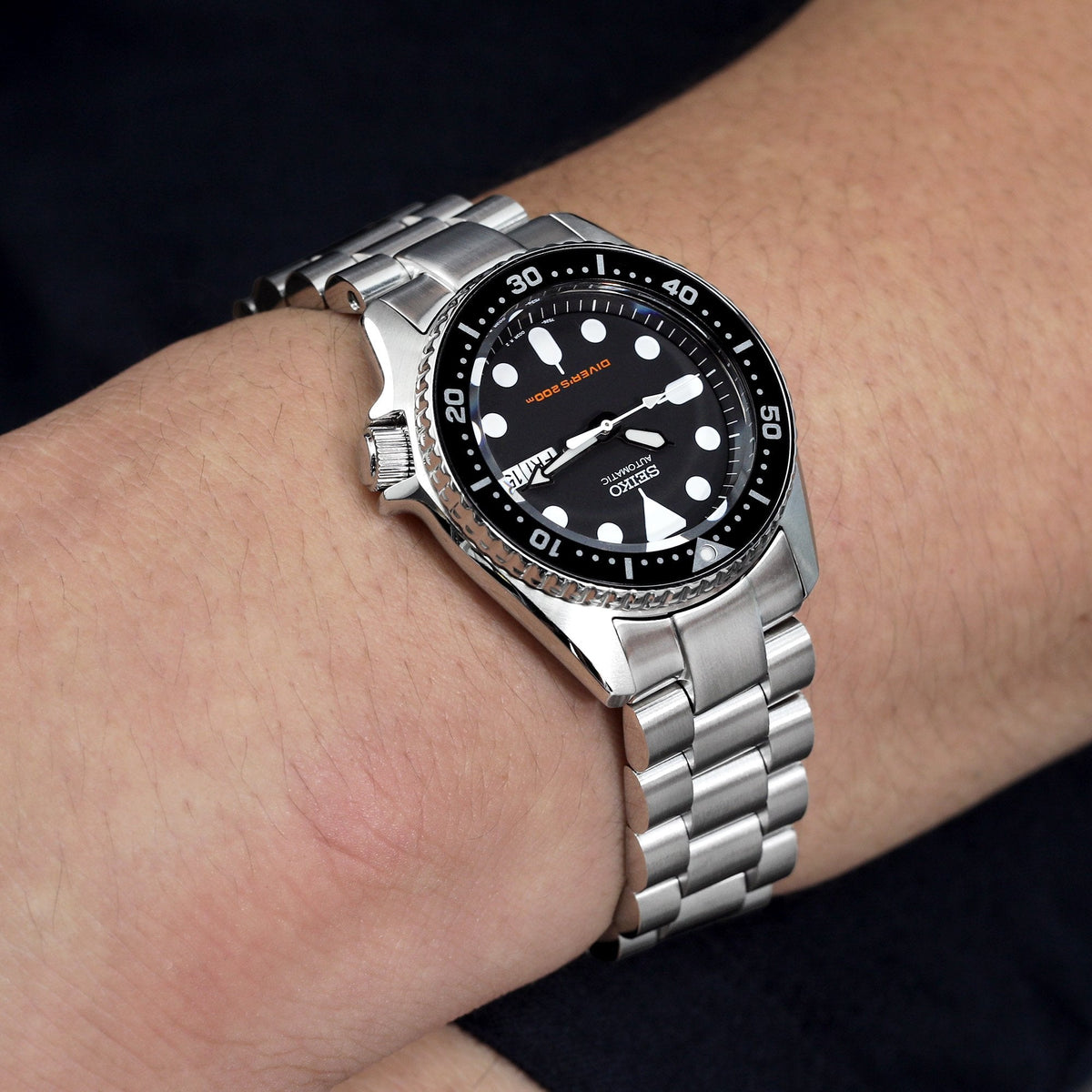 Seiko SKX013 Midsize Diver 200m Automatic Watch Strapcode Watch Bands