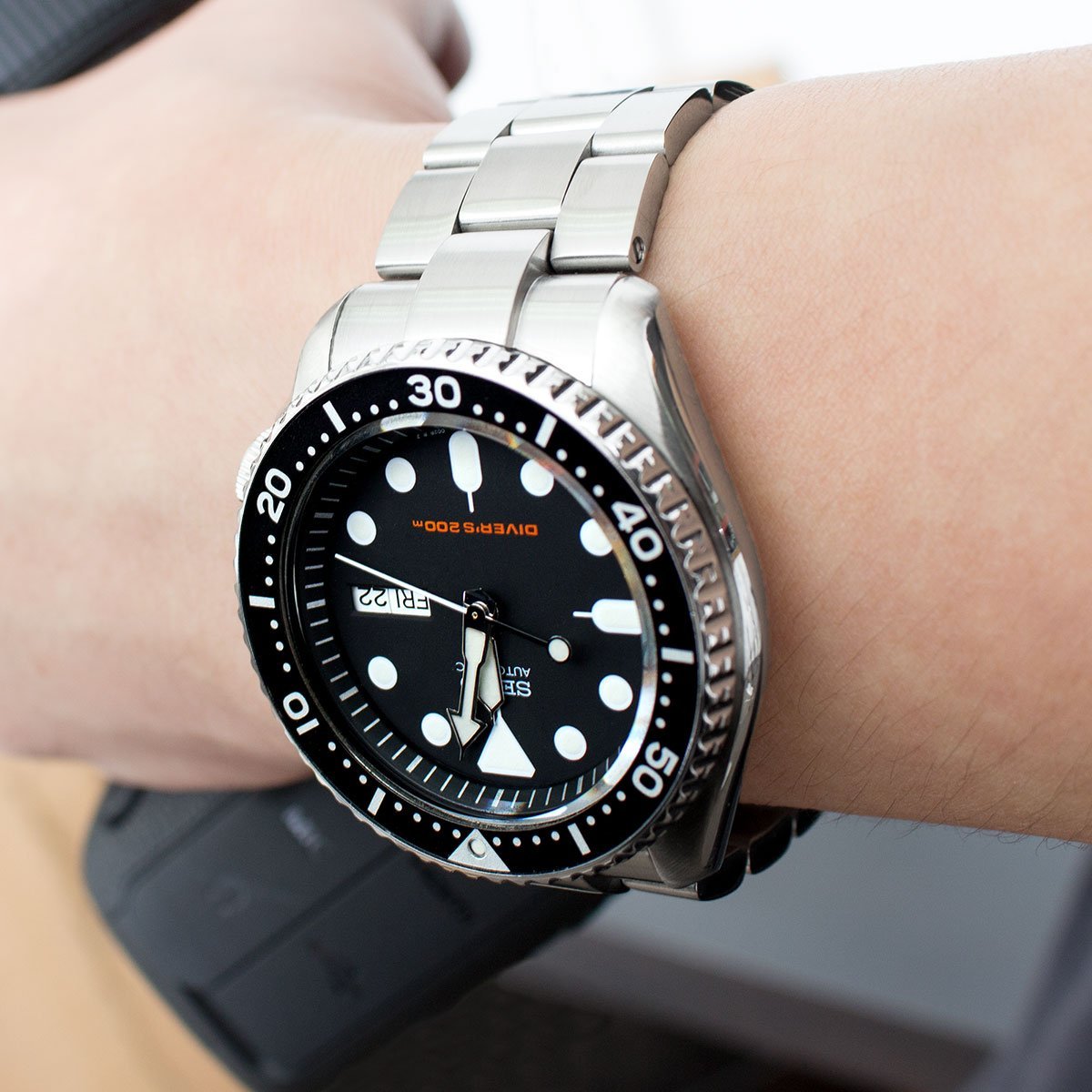 Seiko SKX007 Diver's 200m Automatic Watch Strapcode Watch Bands