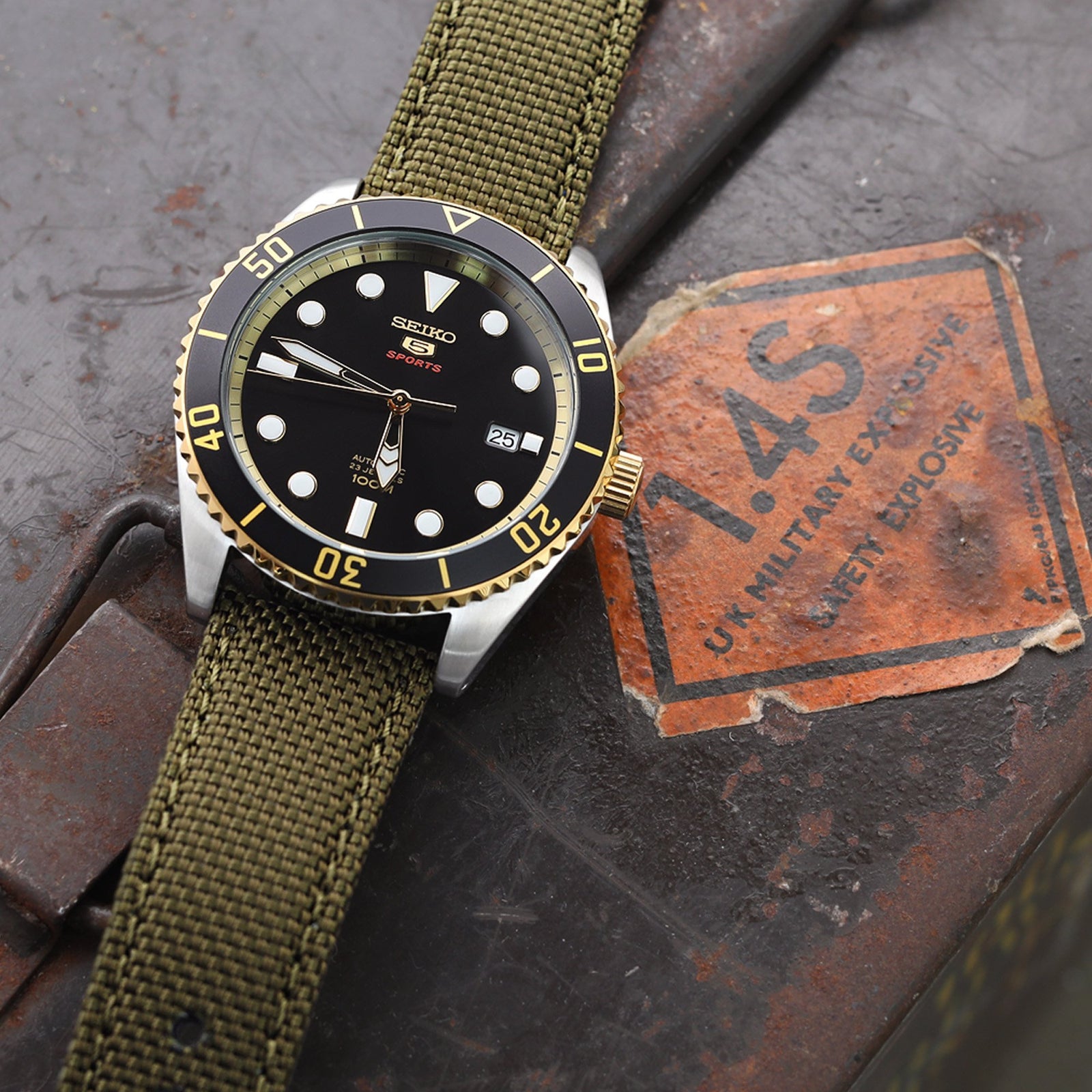 20mm 21mm or 22mm Strong Texture Woven Nylon Military Green Watch Strap Polished Strapcode Watch Bands
