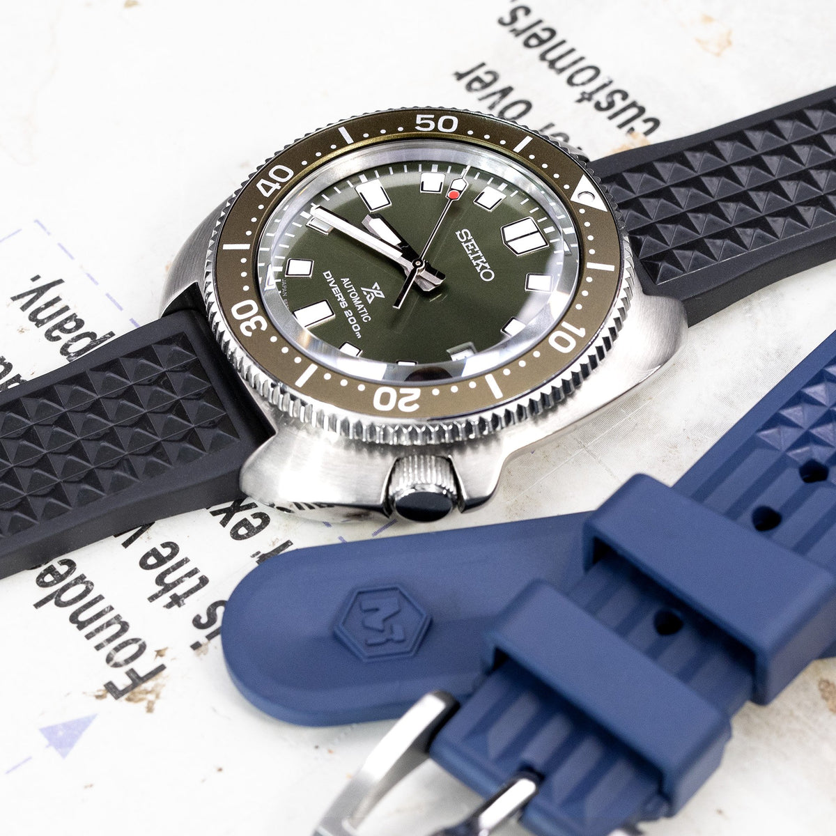 Chaffle Black FKM Rubber watch strap, 19mm to 22mm