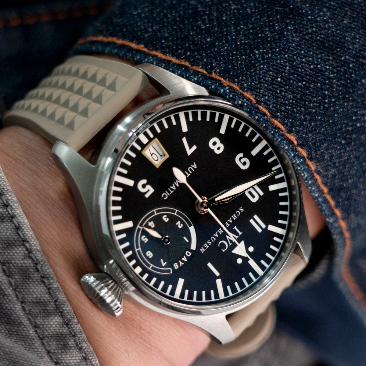 IWC Big Pilot watch 5002 46mm 7 Day Power Reserve Strapcode Watch Bands