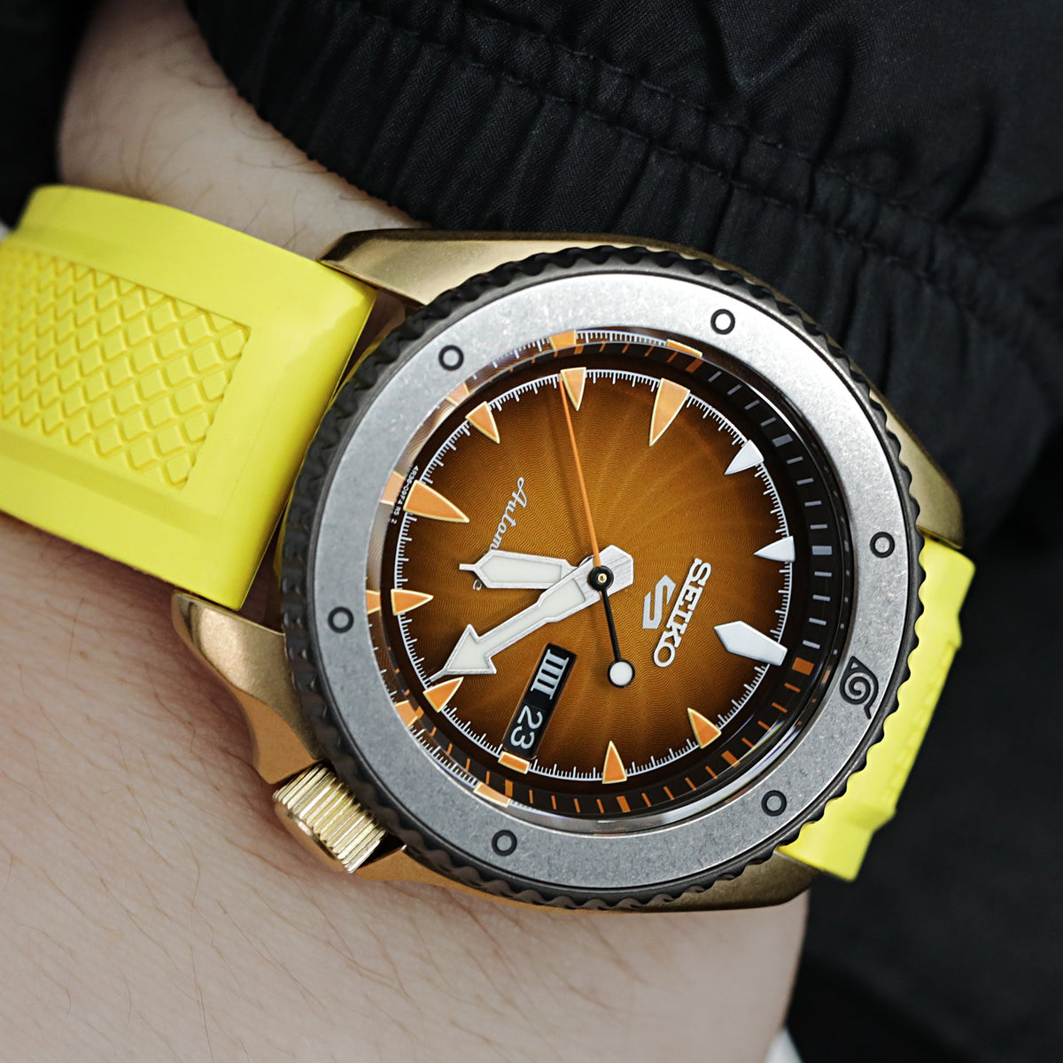 Seiko 5 Sports SBSA092 SRPF70K1 Naruto &amp; Boruto Limited 6500, NARUTO Strapcode Watch Bands
