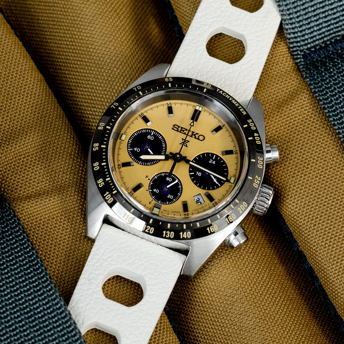 Seiko Speedtimer Panda chronograph SSC817 Gold Dial Seitona Strapcode Watch Bands