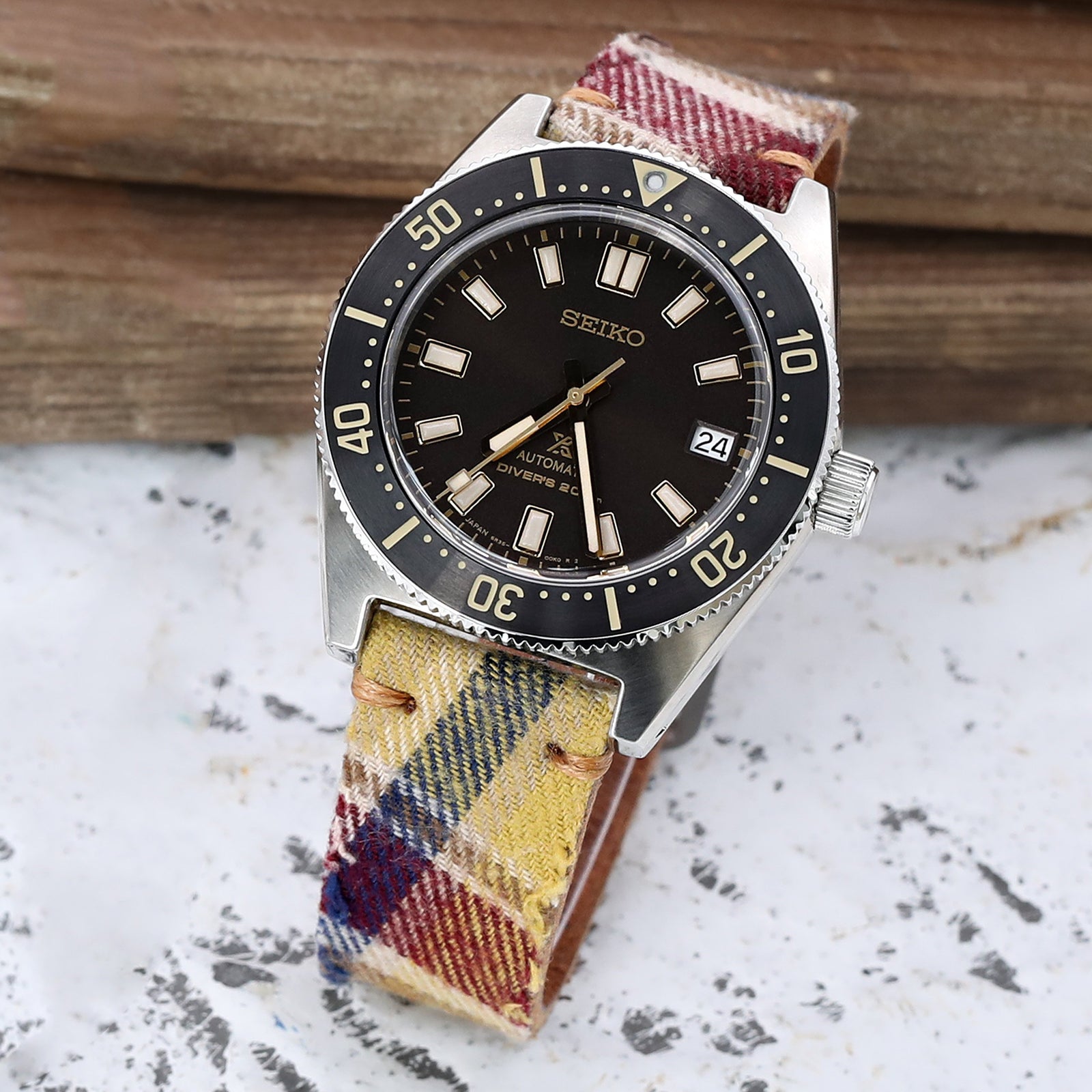 20mm 22mm MiLTAT Stewart Camel Tartan Pattern Watch Strap Brown Stitching Strapcode Watch Bands