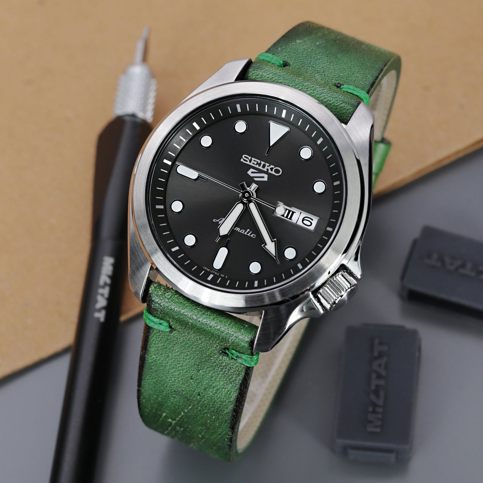 20mm Rebel Green Italian Handmade Leather of Art Watch Band, P Buckle Strapcode Watch Bands