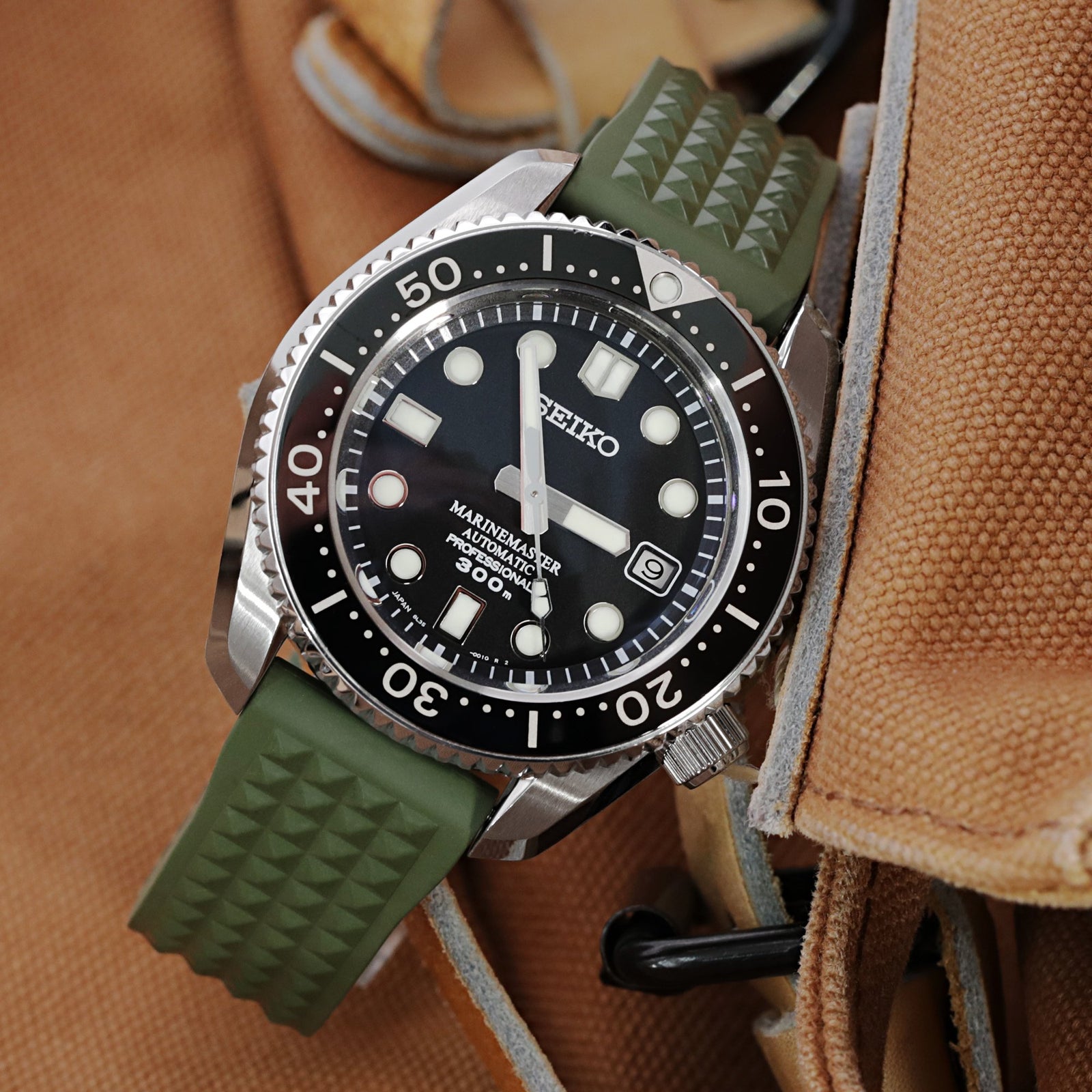 Chaffle Military Green FKM Rubber watch strap, 20mm or 22mm Strapcode Watch Bands