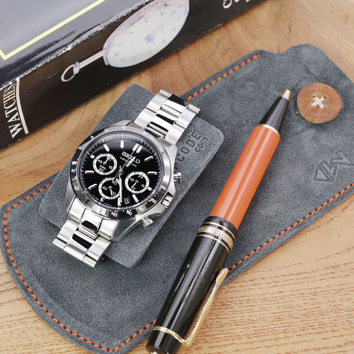 MT-3 Grey Suede Leather Travel Watch Pouch for Watch Bracelet, Flat &amp; Short